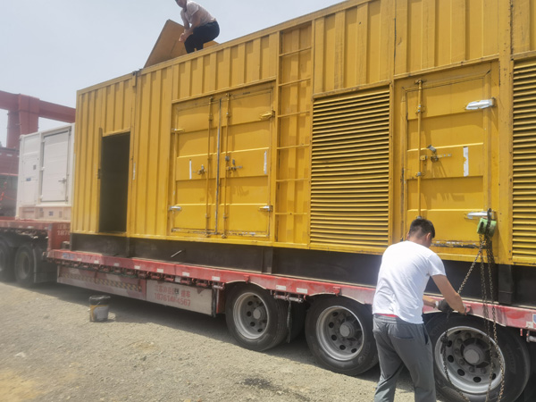 桓台除了负载情况和发动机维护，还有哪些因素会影响 200kw 柴油发电机的油耗？